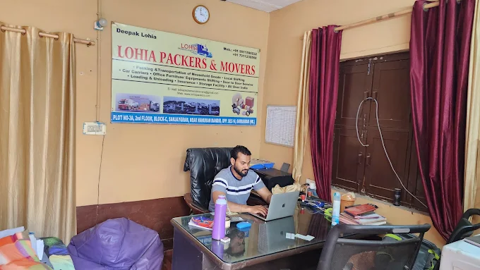 Express Living Room Sofa & Furniture Packing